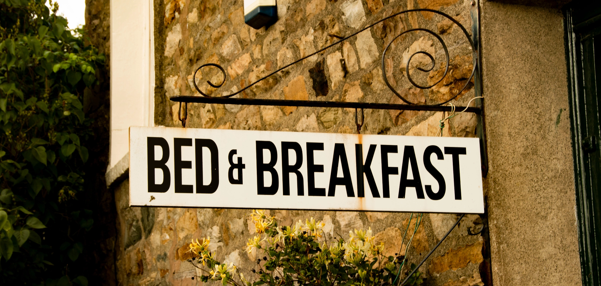 Dorking Bed and Breakfast Bed and Breakfast , New Website, Better than squarespace, Accommodation, New Company, No Coding Website,  Breakfast, Better Than Wix, Simple Website Serving Dorking